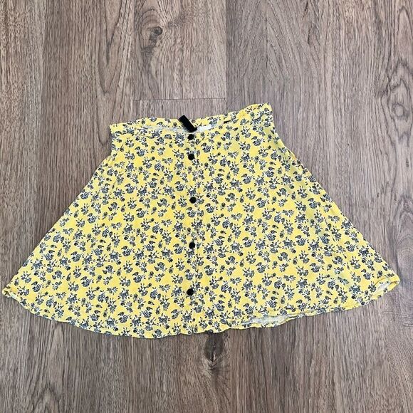 H&M vintage yellow floral skirt with buttons size 2 - Picture 2 of 7